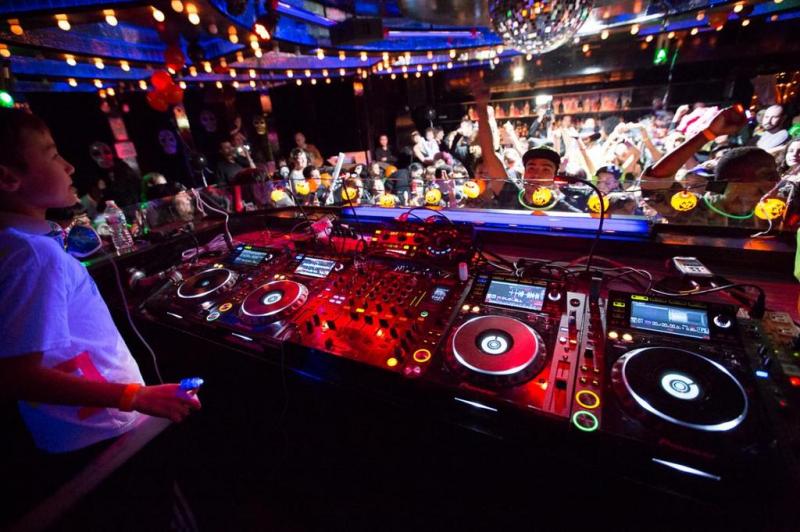 Sound equipment for a night club